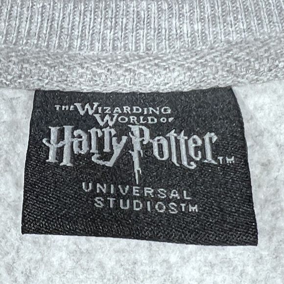 Harry Potter Sweatshirt XS The Wizarding World of Universal Studios Gryffindor - Picture 9 of 11